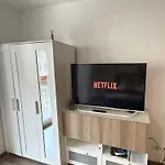 Local-lux G3 - Private Parking & Balcony Apartamento Kecskemét