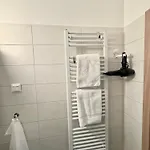Apartamento Local-lux G3 - Private Parking & Balcony *
