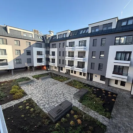 Lejlighed Local-lux G3 - Private Parking & Balcony