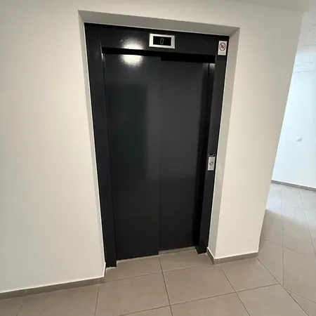 Local-lux G3 - Private Parking & Balcony Lejlighed *