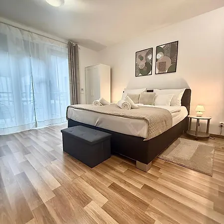 Apartament Rita G- Free Parking & Balcony Kecskemét