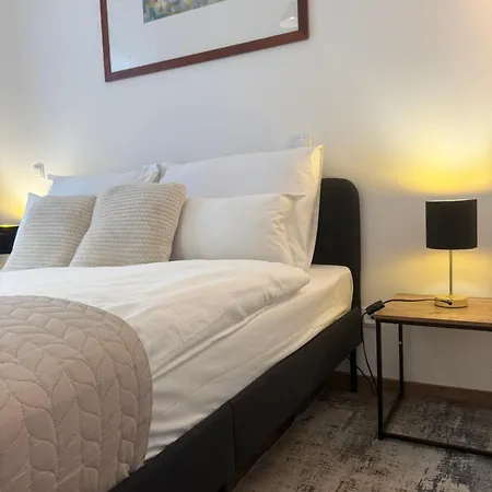 Rita G- Free Parking & Balcony Apartament Kecskemét