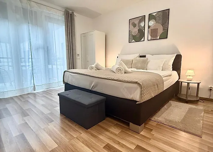 Apartament Rita G- Free Parking & Balcony Kecskemét