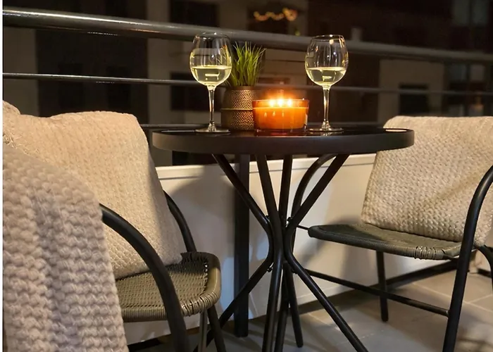 דירה Local-lux G3 - Private Parking & Balcony