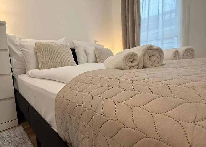Lägenhet Local-lux G3 - Private Parking & Balcony Kecskemét